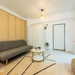 Central Residence Studio P18B4